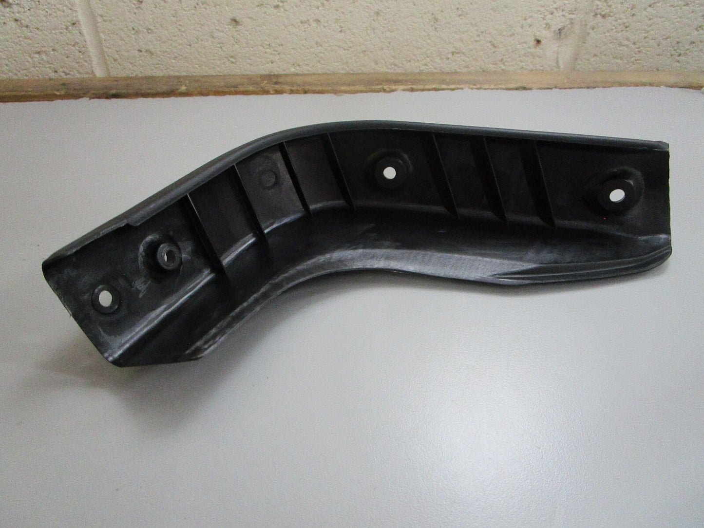 *NEW OEM* 0820 Yamaha Stern Gunwale 1 GM6-6251D-10-00