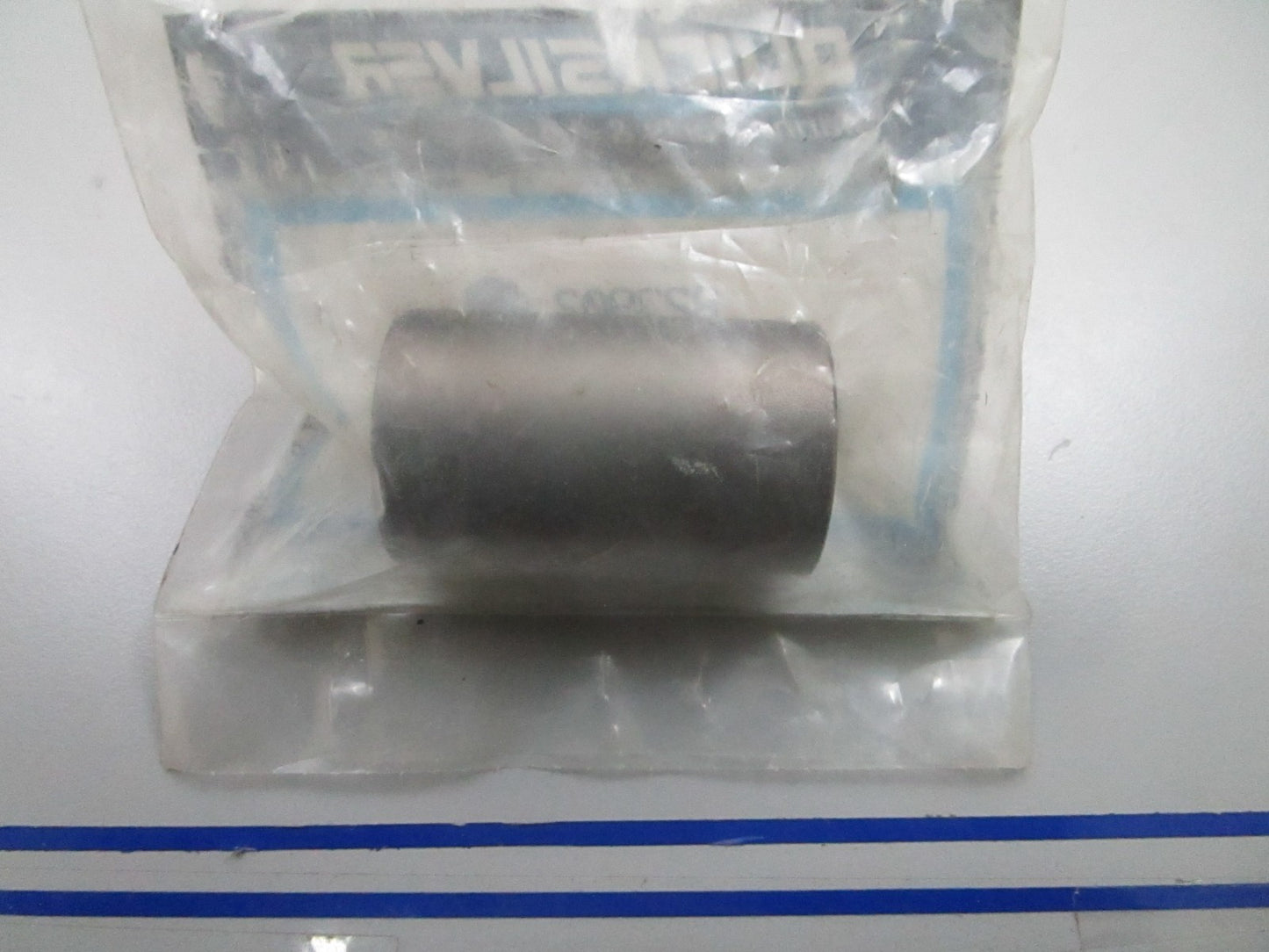 *NEW OEM* 0810 Mercury Quicksilver Coupling 823902