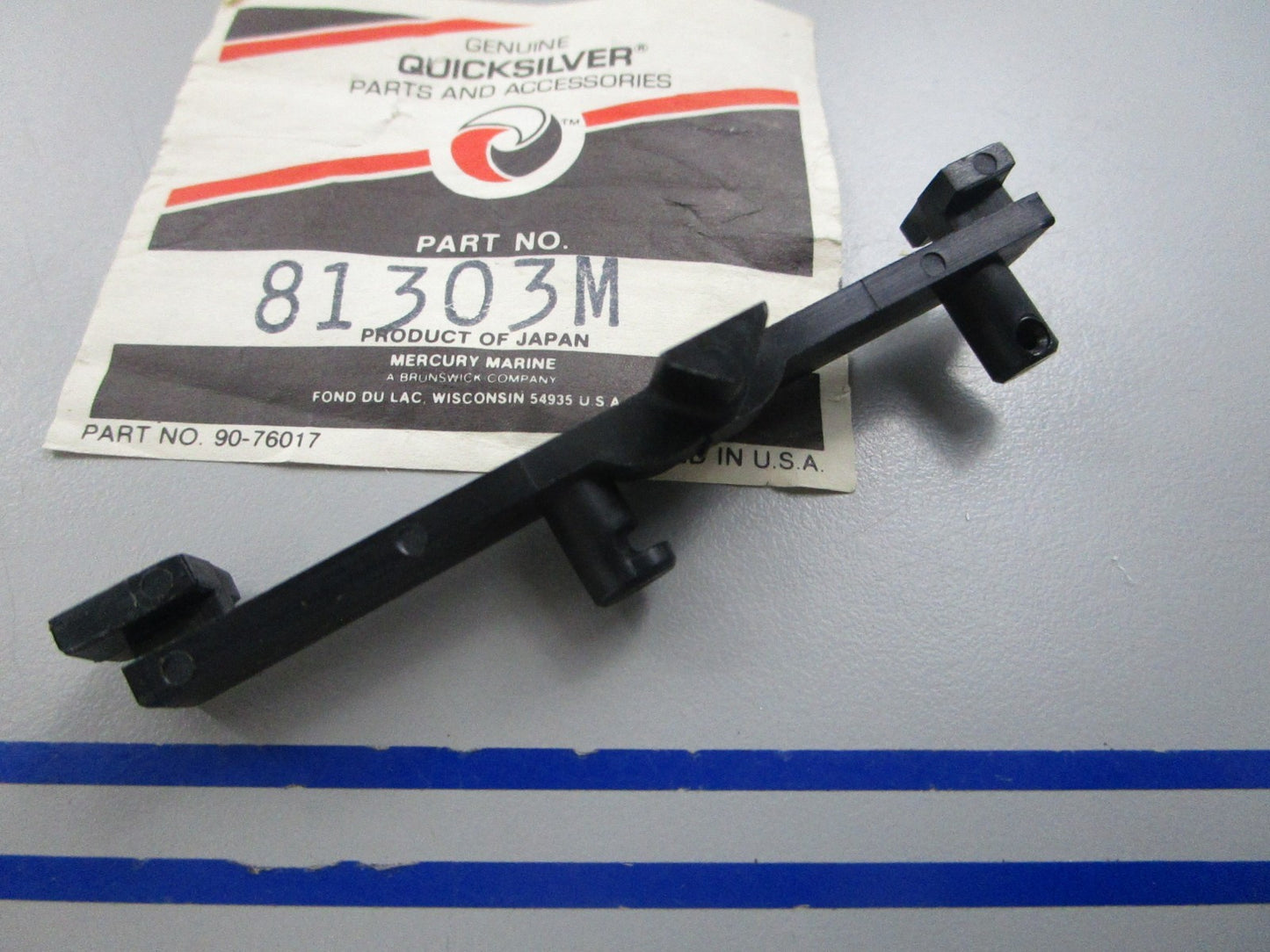 NEW OEM 81303M Mercury Quicksilver Lockout Lever 0810