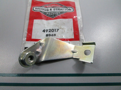 NEW OEM 492017 Briggs & Stratton Bracket 0810