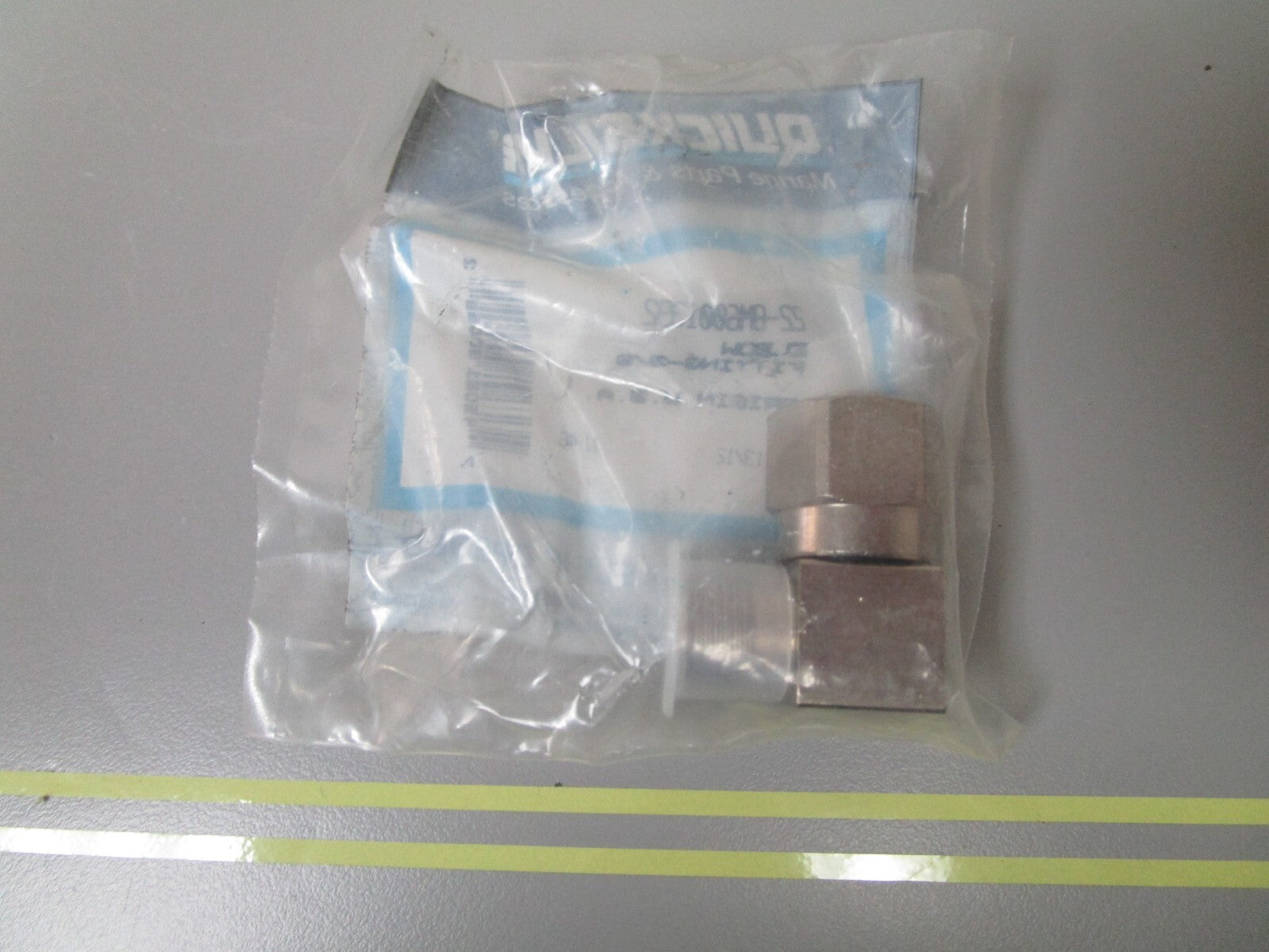 *NEW OEM* 0810 Mercury Quicksilver Elbow 22-8M6001392 8M6001392