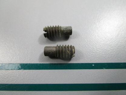 NEW OEM (LOT OF 2) 317330 0317330 OMC Johnson Evinrude 59C Orifice Plug 0810