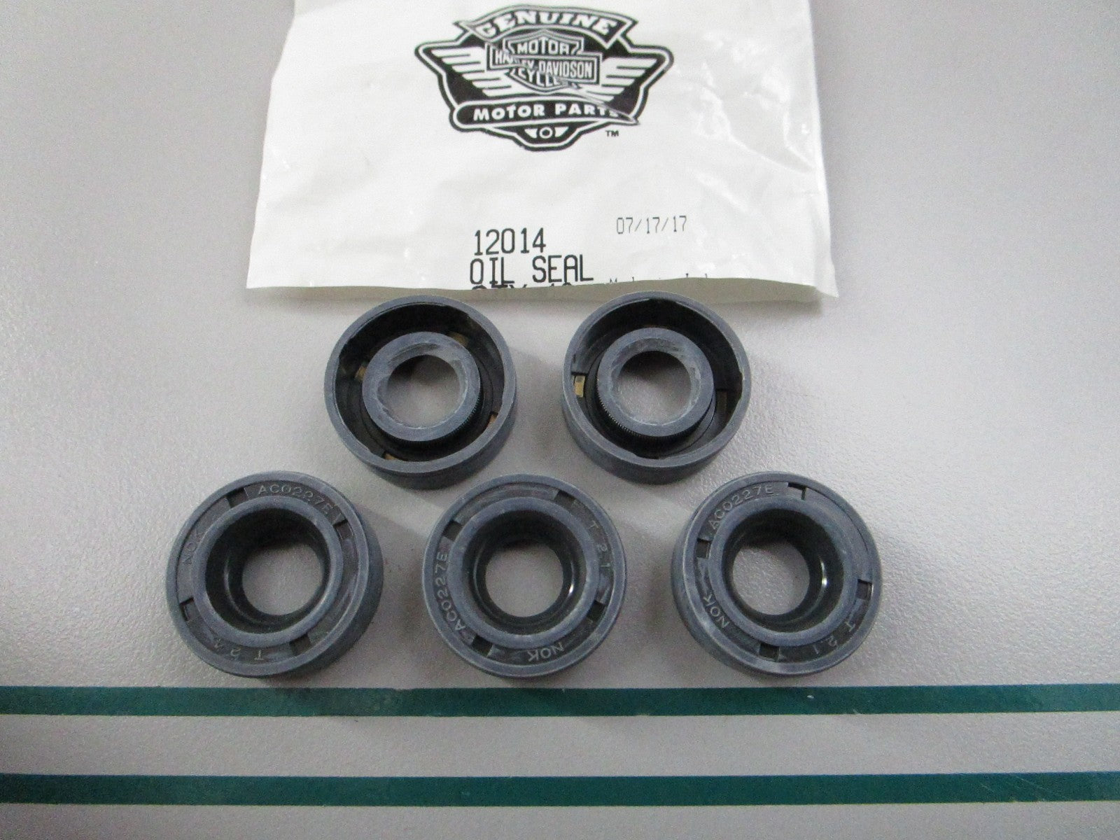 NEW OEM (LOT OF 5) 12014 Harley Davidson Oil Seal 0810