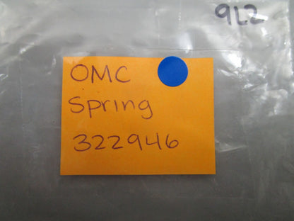 *NEW OEM* (LOT OF 2) 0810 OMC Johnson Evinrude Spring 322946 0322946