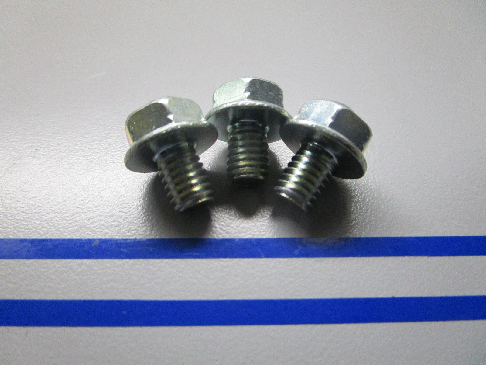 *NEW OEM* (LOT OF 3) 0810 Honda Screw 95701-0600800