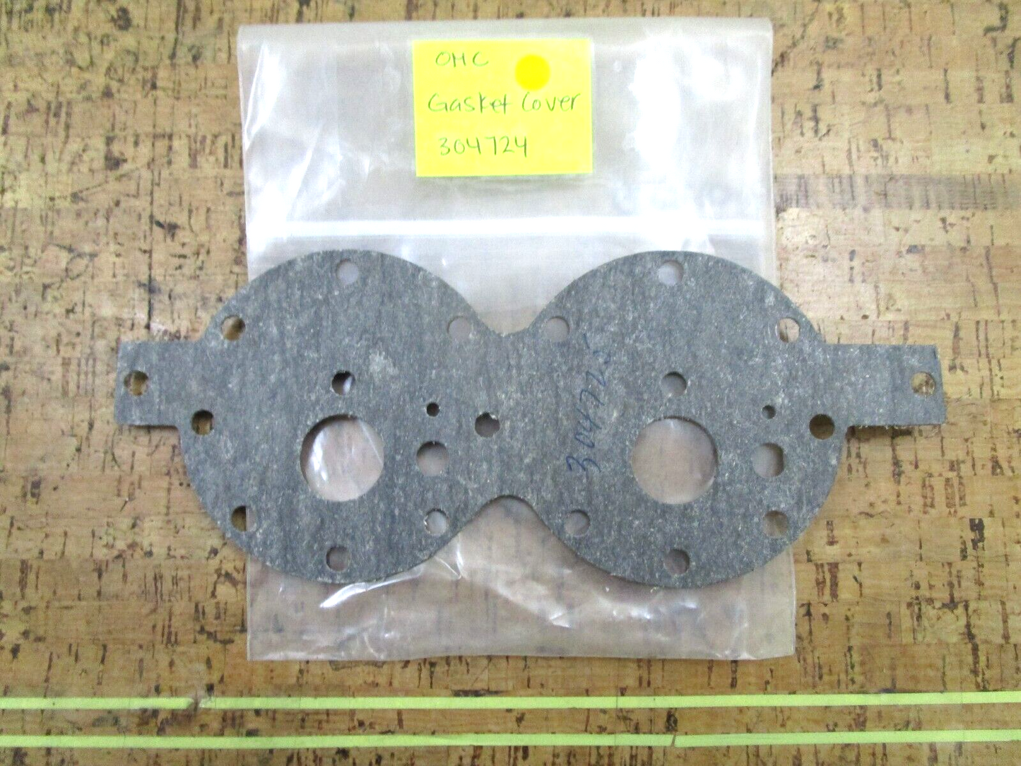*NEW OEM* 0750 OMC Johnson Evinrude GASKET COVER 304724 0304724