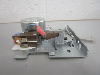 *NEW OEM* 0820 Viking 240V Latch Assy 039293-000