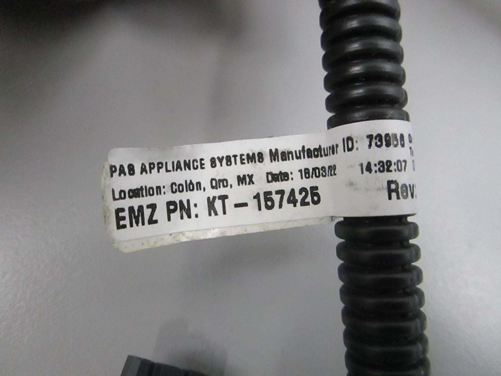 NEW OEM W11394572 Whirlpool Latch 0810