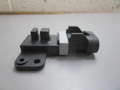 *NEW OEM* 0820 Volvo Penta Cam Position Sensor 3863130