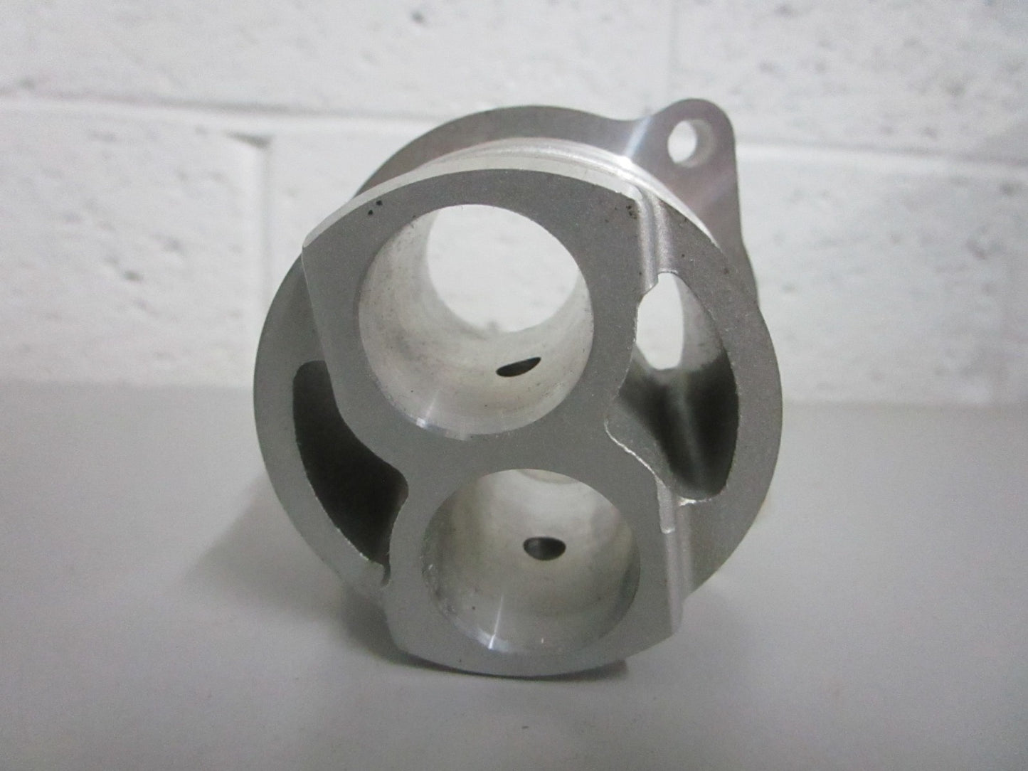 NEW OEM 4WM-122272-00-00 Yamaha Housing 0820