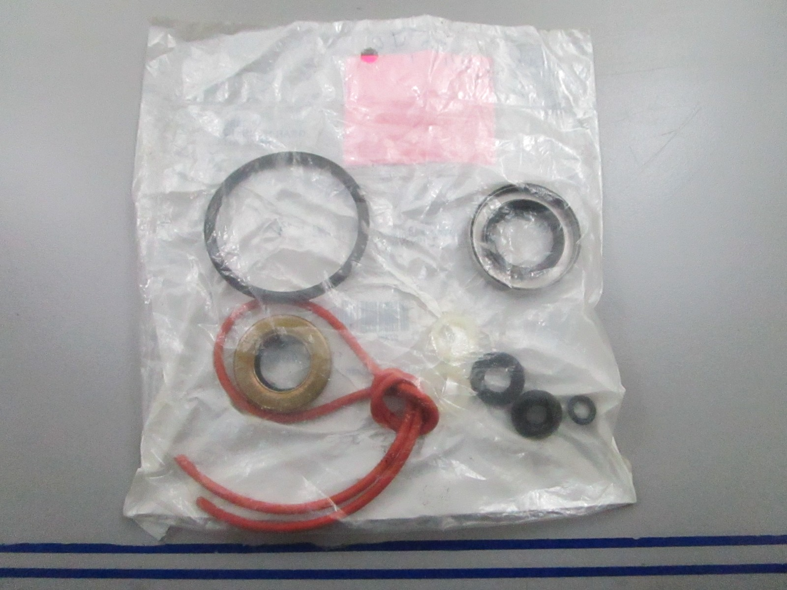 *NEW* 0810 Sierra Seal Kit 18-2686 Replaces: OMC 25-40HP