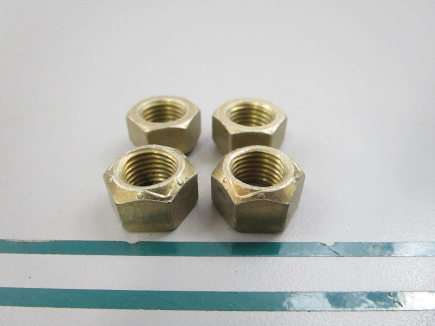 NEW OEM (LOT OF 4) 912383 0912383 OMC Johnson Evinrude Lock Nut 0810