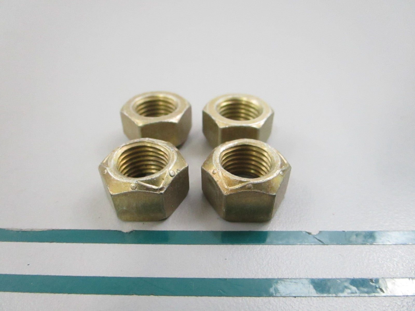 NEW OEM (LOT OF 4) 912383 0912383 OMC Johnson Evinrude Lock Nut 0810
