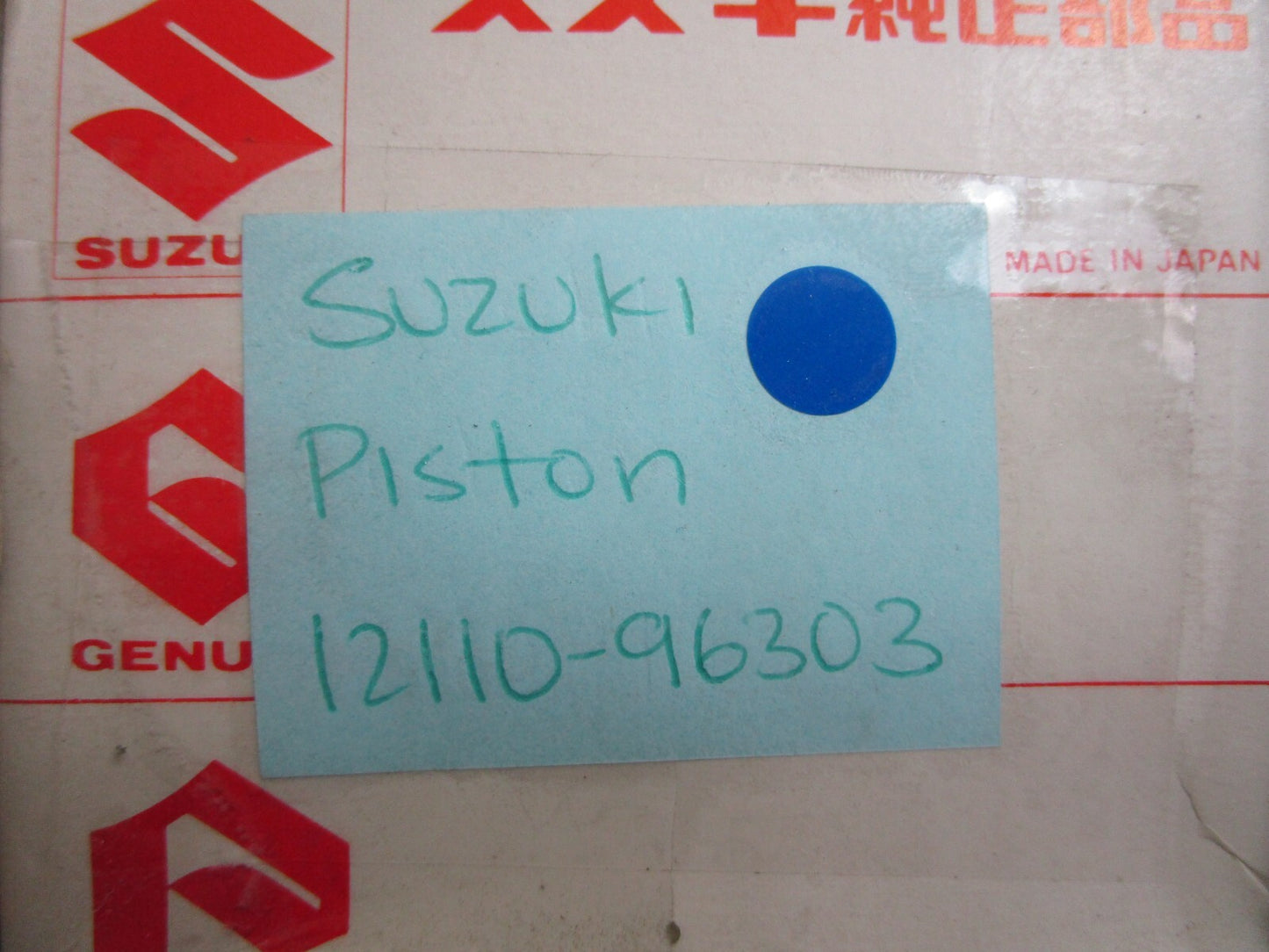 *NEW OEM* 0820 Suzuki Piston 12110-96303