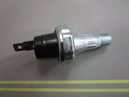 *NEW OEM* 0820 Volvo Penta Switch 3852215