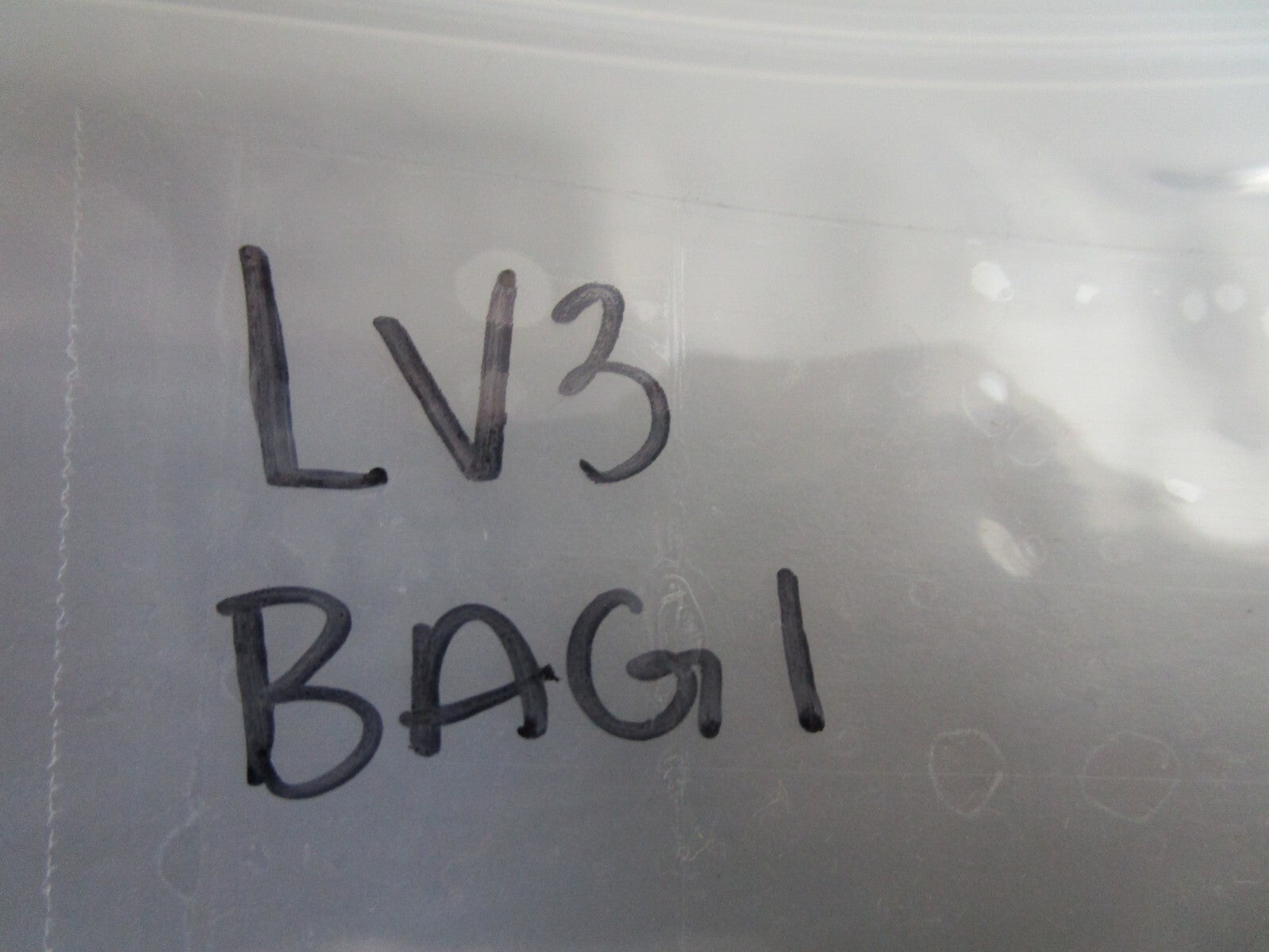 *NEW OEM* 0810 Volvo Penta Shim 941825-2