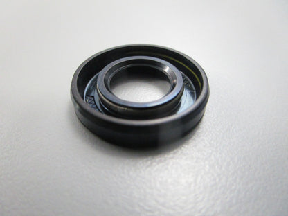 NEW OEM 09282-12008 Suzuki Oil Seal 0810