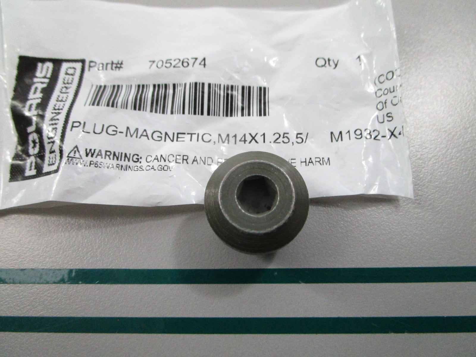 NEW OEM 7052674 Polaris Magnetic Plug 0810