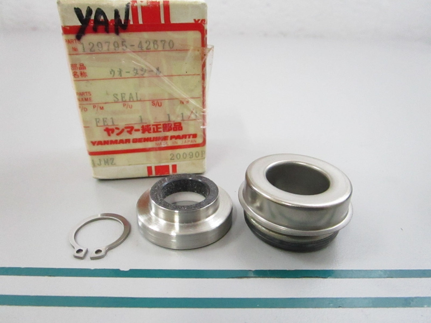 NEW OEM 129795-42670 Yanmar Seal Kit 0810