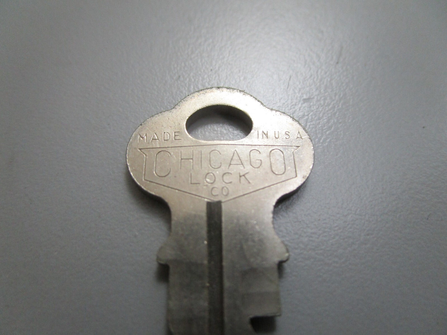 *NEW OEM* 0810 OMC Johnson Evinrude Ignition Key KF22 501527 0501527