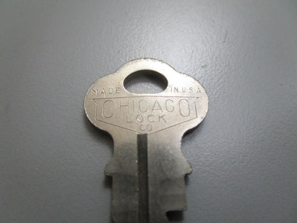 *NEW OEM* 0810 OMC Johnson Evinrude Ignition Key KF22 501527 0501527