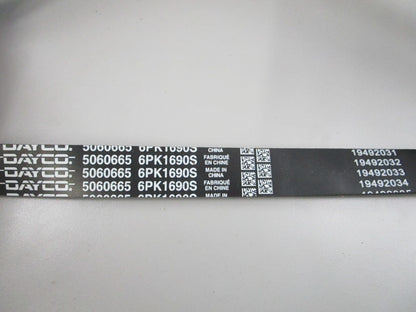 NEW 5060665 Dayco Serpentine Belt 0810