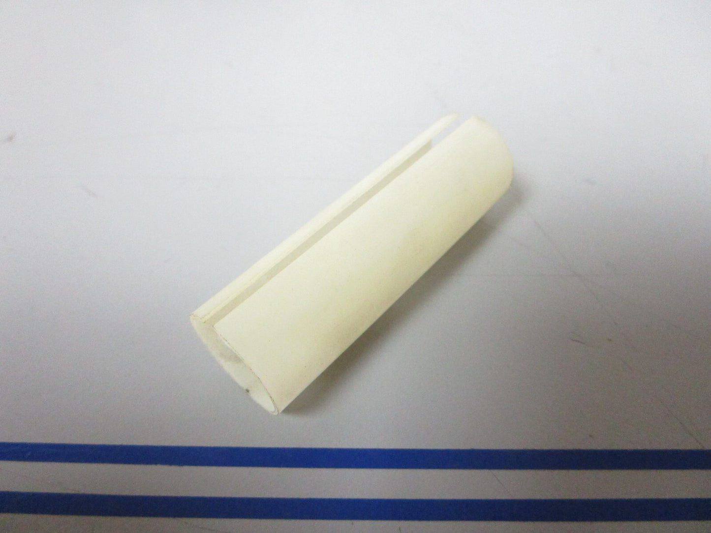 *NEW OEM* 0720 OMC Johnson Evinrude Sleeve 336913 0336913