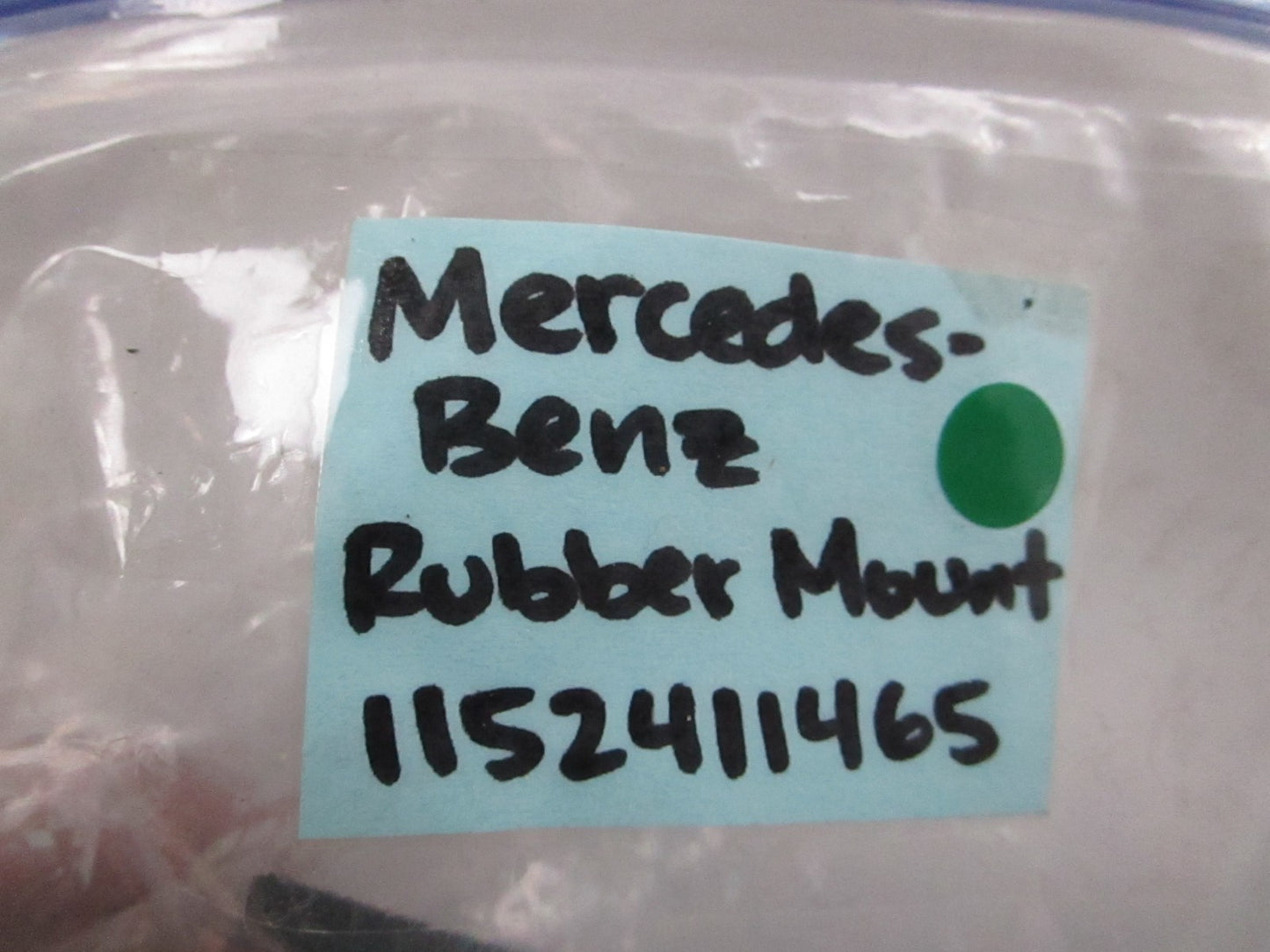 NEW OEM 1152411465 Mercedes-Benz Rubber Mount 0810
