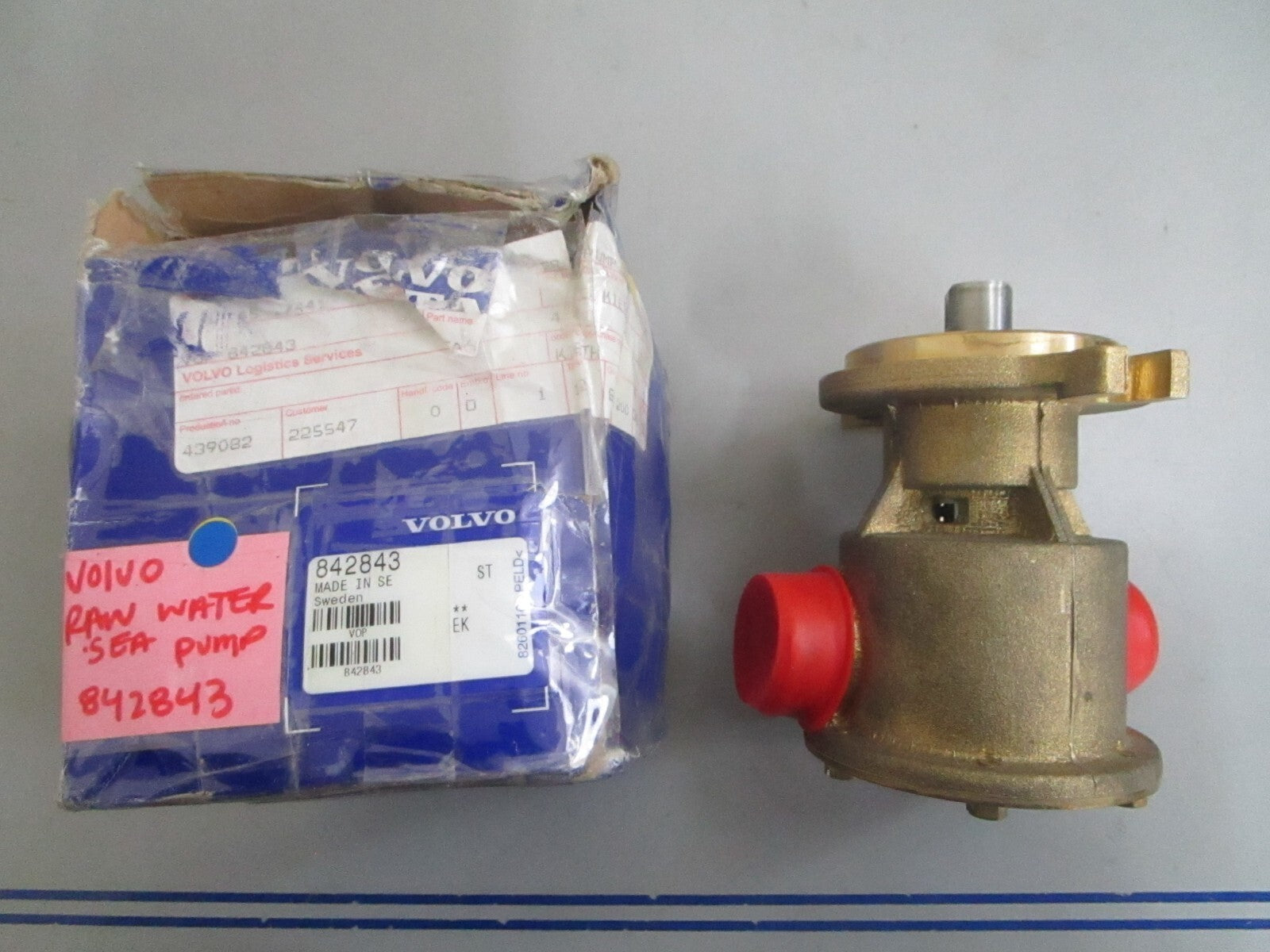 *NEW OEM* 0820 Volvo Penta Raw Water Sea Pump 842843
