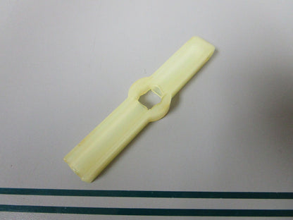 NEW OEM 308034 0308034 OMC Johnson Evinrude Casing Guide 0810