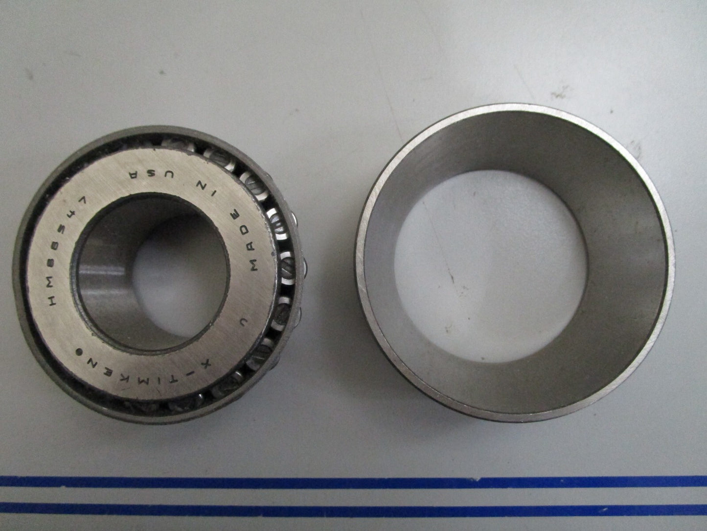 *NEW OEM* 0820 OMC Johnson Evinrude Tapered Bearing 379585 0379585