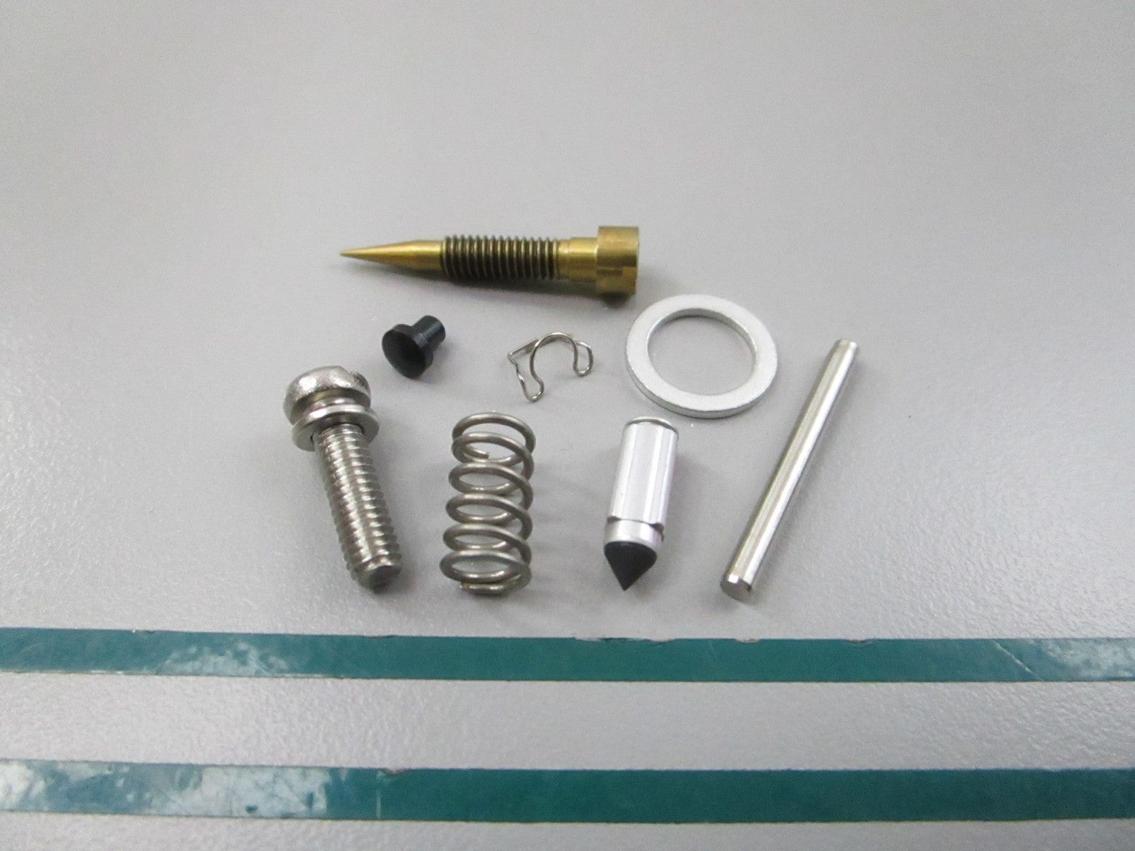 NEW OEM 84475M Mercury Quicksilver Carburetor Repair Kit 0810