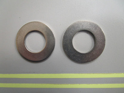 *NEW OEM* (LOT OF 2) 0810 OMC Johnson Evinrude Washer 318937 0318937