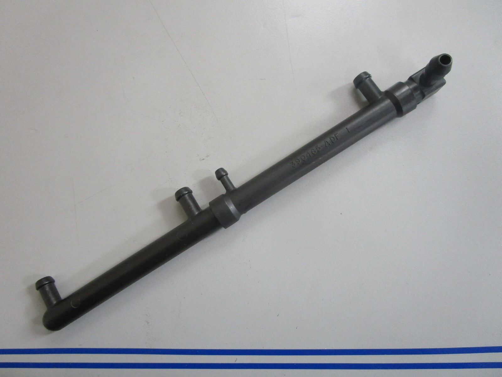 *NEW OEM* 0820 OMC Johnson Evinrude Fuel Manifold Ay 390465 390466