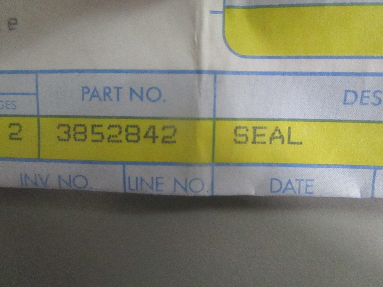 NEW OEM 3852842 OMC Johnson Evinrude Seal 0820