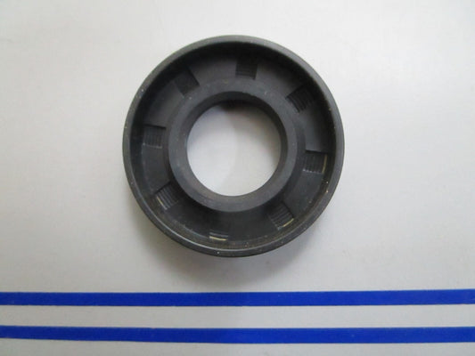 *NEW OEM* 0820 OMC Johnson Evinrude Upper Crankshaft Seal 115500 0115500