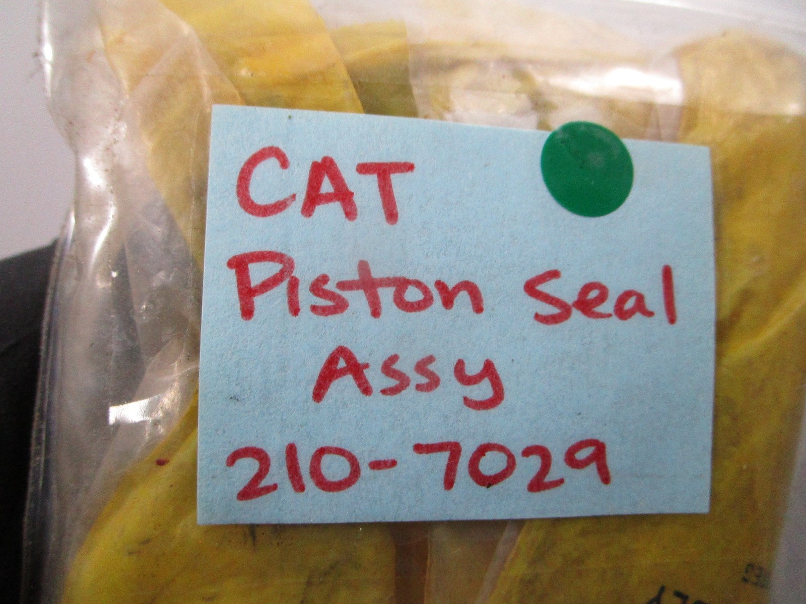 NEW OEM 210-7029 CAT Piston Seal Assembly 0810