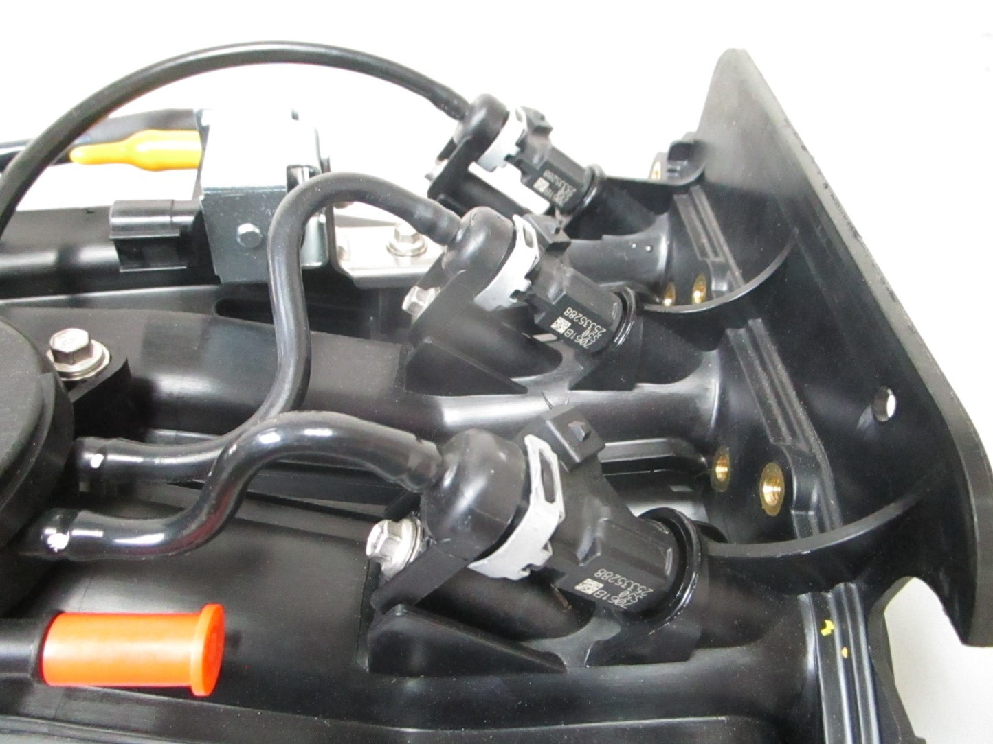 *NEW OEM* 0820 Mercury Quicksilver 3Cyl. Intake Manifold Assy 878139A07