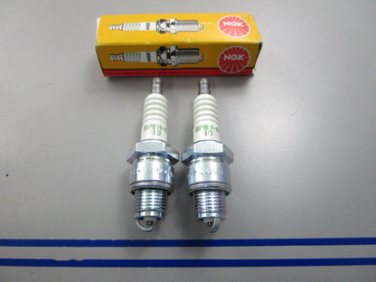 NEW (LOT OF 2) BP8H-N-10 NGK Spark Plug 0810