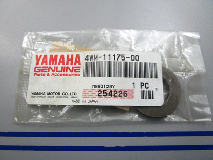 NEW OEM 4WM-11175-00-00 Yamaha Washer 0810