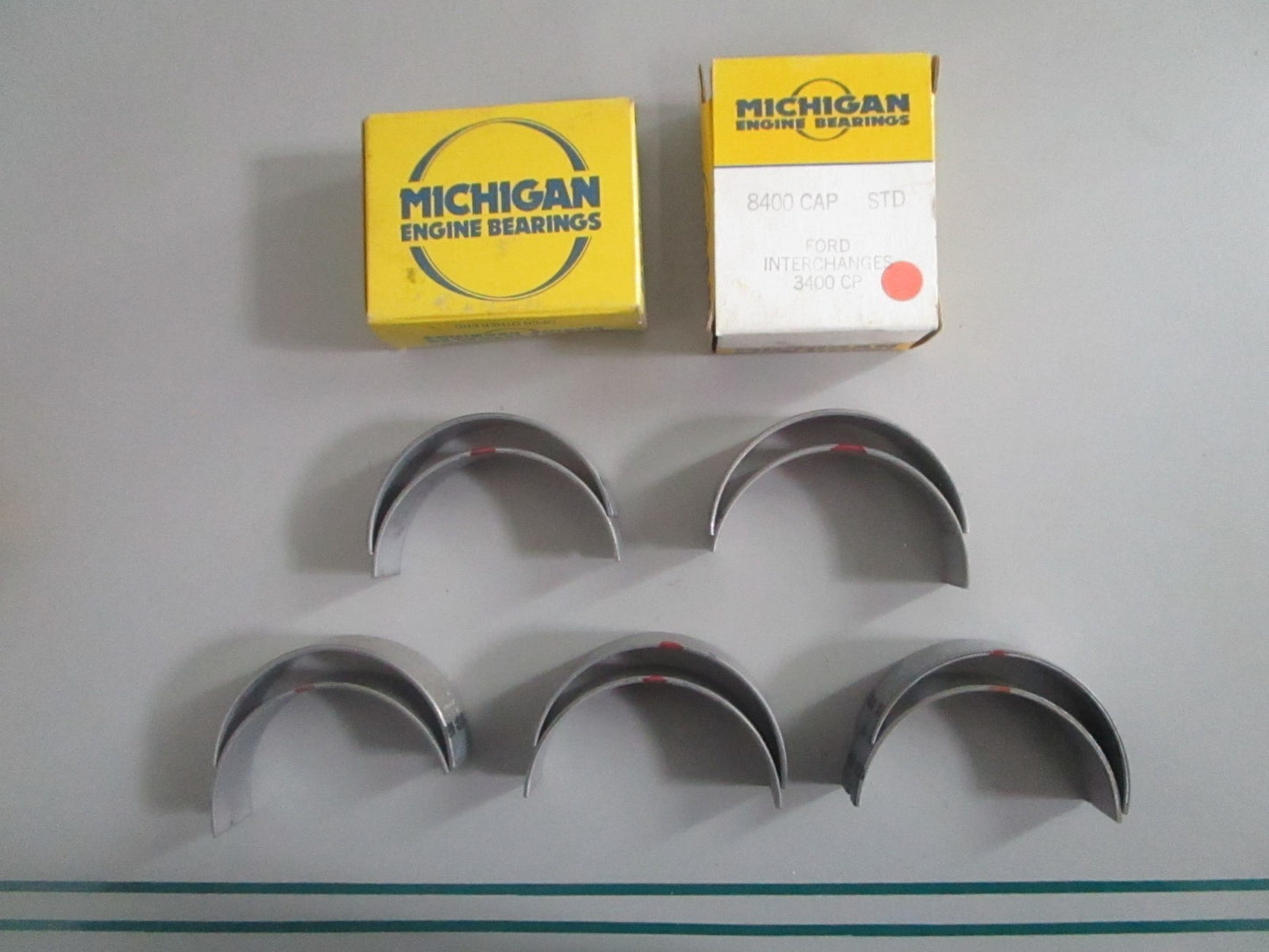 NEW OEM (LOT OF 5) 8400CAP Michigan 2 Bearing Set 0820