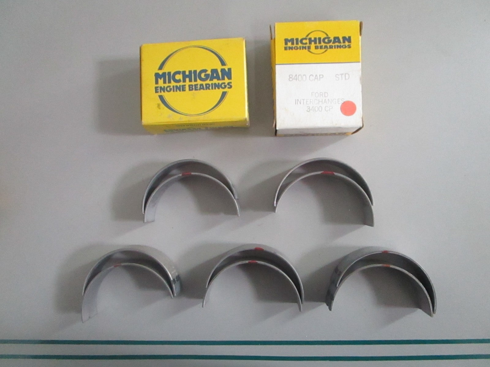 NEW OEM (LOT OF 5) 8400CAP Michigan 2 Bearing Set 0820