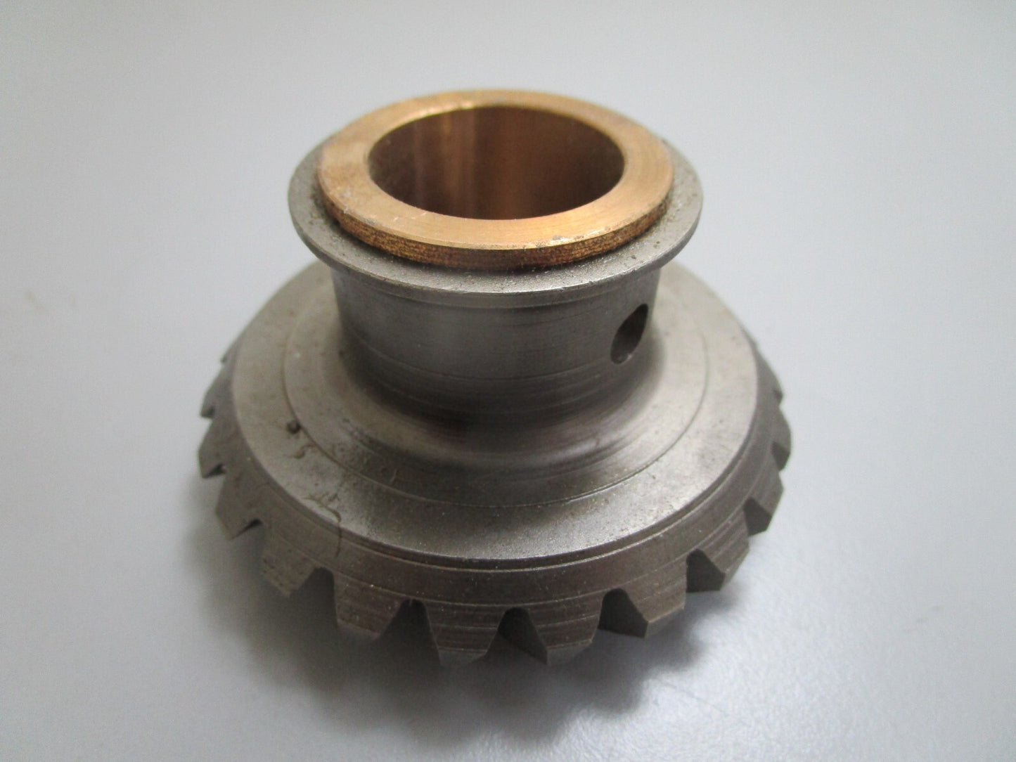 *NEW OEM* 0820 OMC Johnson Evinrude (23T) Forward Gear 377870 0377870