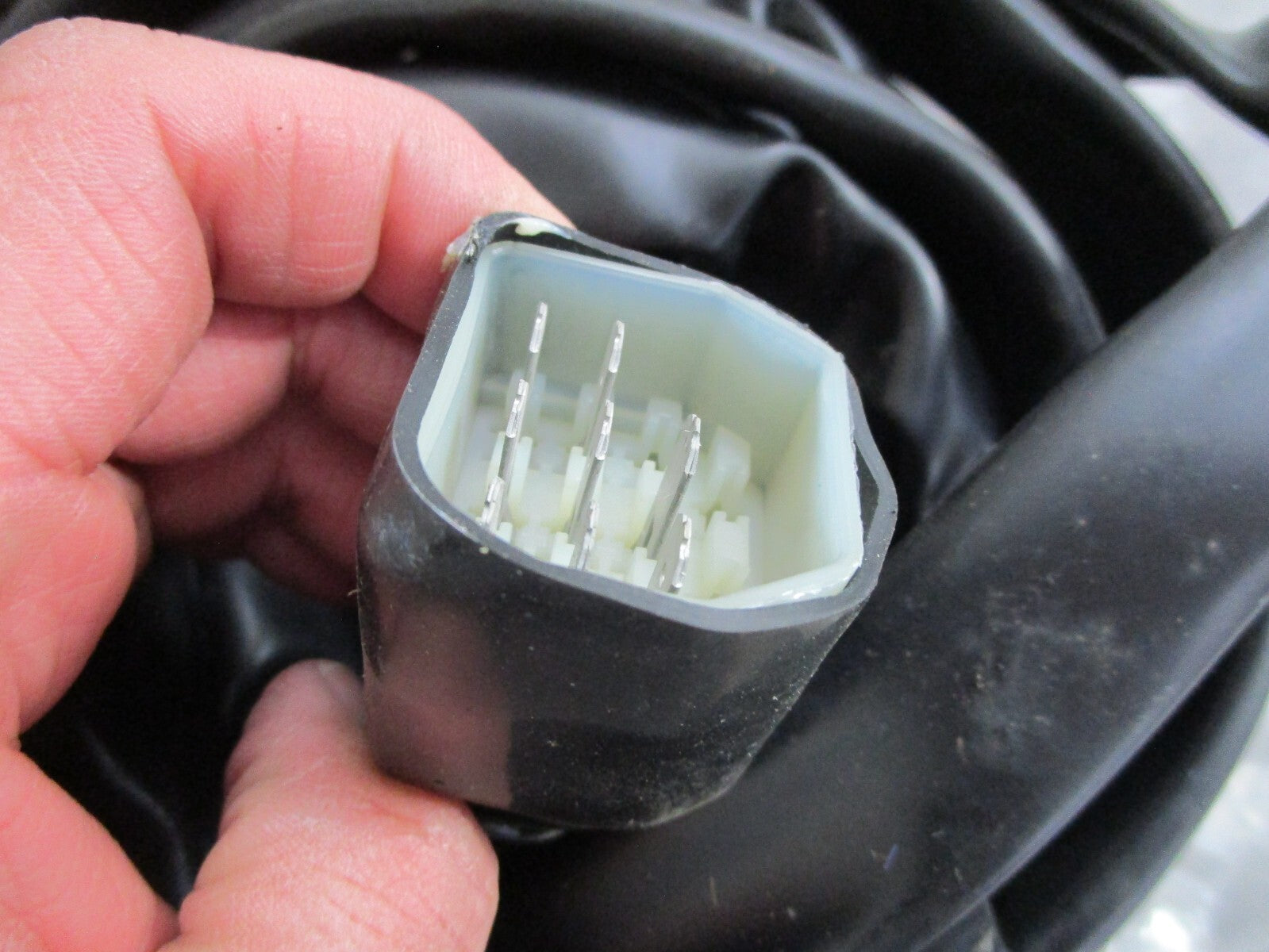 *NEW OEM* 0820 Volvo Penta Unit Cable 835670