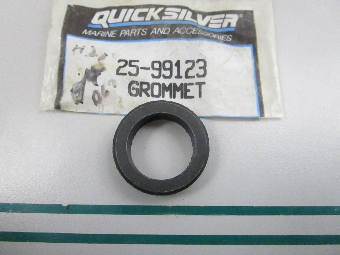 NEW OEM 25-99123 Mercury Quicksilver Grommet 0810