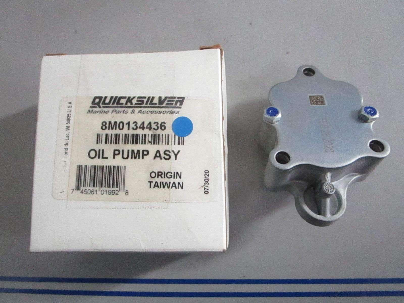 NEW OEM 8M0134436 Mercury Quicksilver Oil Pump Assy 0820