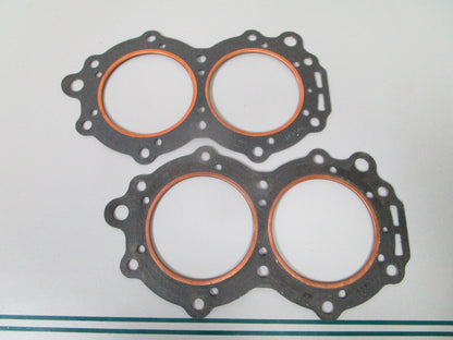NEW OEM (LOT OF 2) 305206 0305206 OMC Johnson Evinrude Gasket 0810