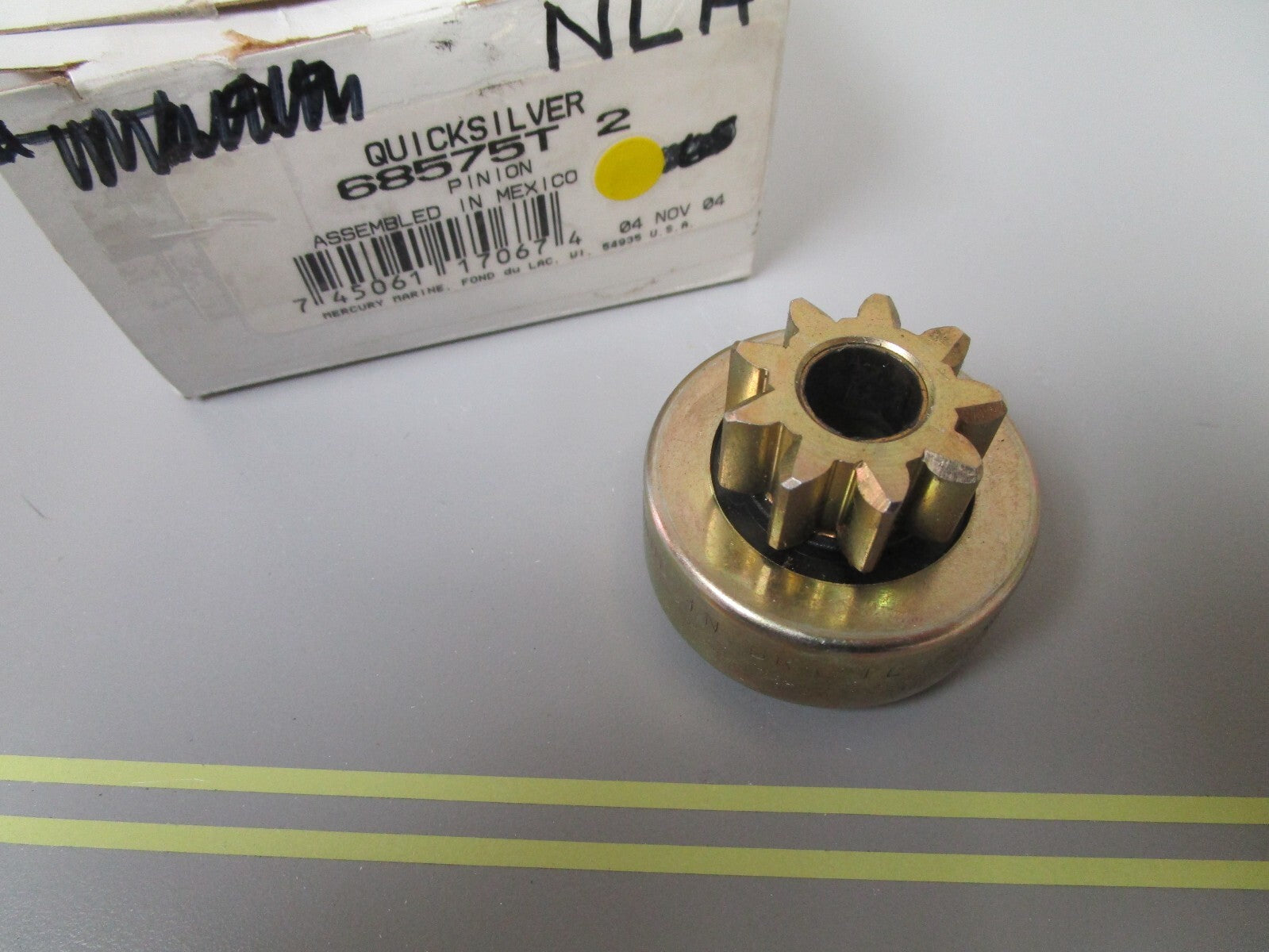 *NEW OEM* 0810 Mercury Quicksilver Pinion 68575T2