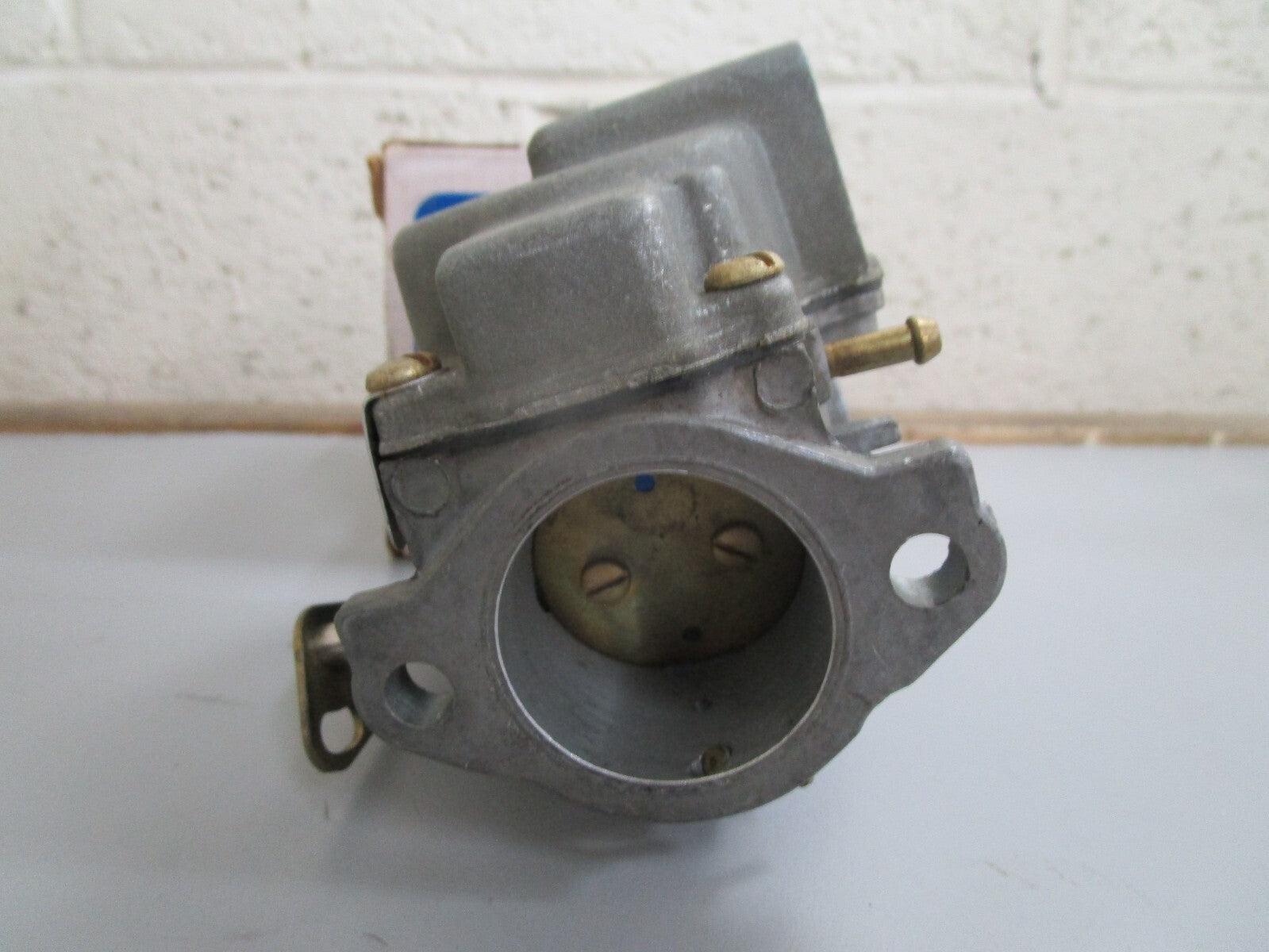 *NEW OEM* 0820 OMC Johnson Evinrude 70 75HP Carburetor Ay 393196 0393196