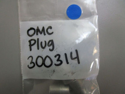*NEW OEM* (LOT OF 3) 0770 OMC Johnson Evinrude Plug 300314 0300314